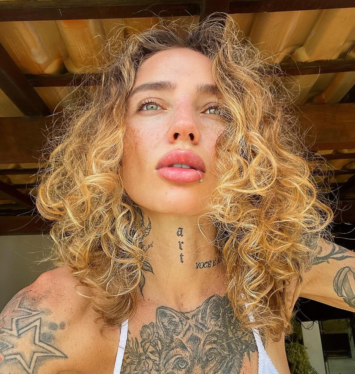 Gue Oliveira: The Social Media Star Transforming Hair!